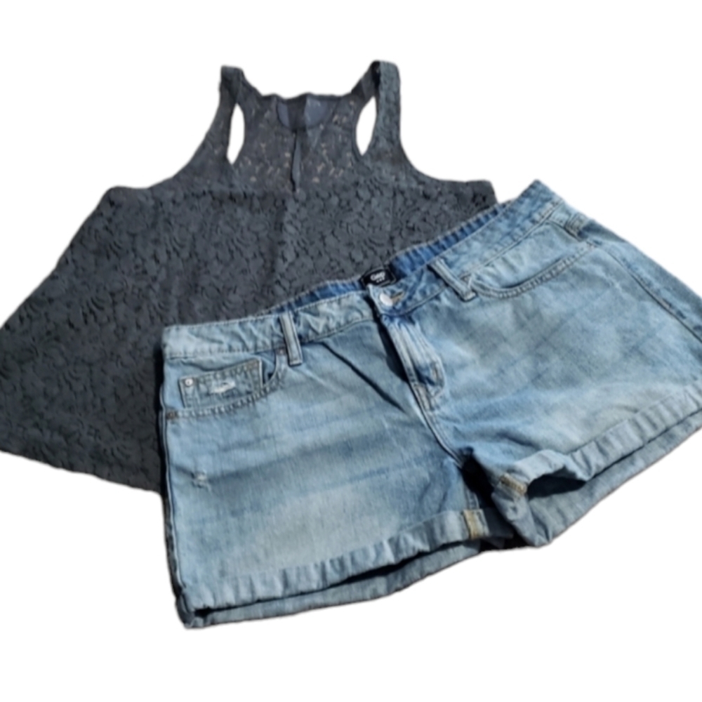 Gap and Arizona a set of blouse and shorts